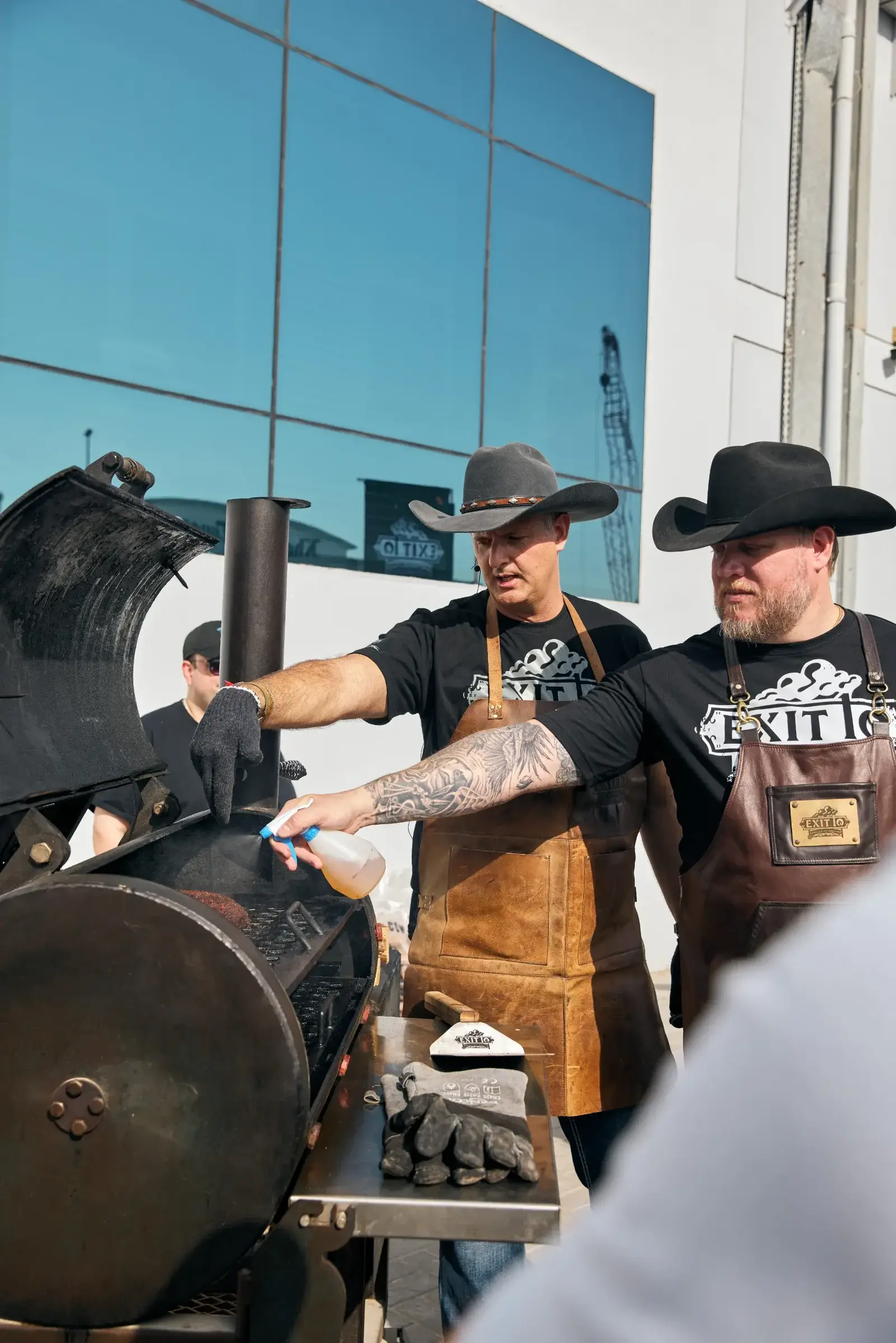 Exit 10 pitmasters cooking for members at Emirates Golf Club